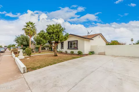 5237 S 46th St, Phoenix, AZ 85040 photo 3