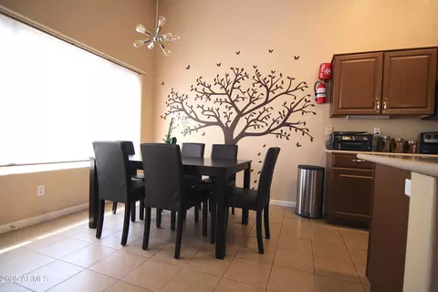 Dining - 3569 E Utopia Rd, Phoenix, AZ 85050 photo 1 of 1