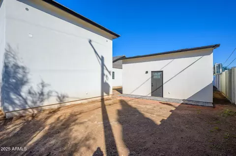 Exterior - 6515 E Holiday Dr, Mesa, AZ 85215 photo 10 of 17