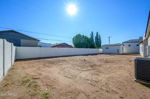 Exterior - 6515 E Holiday Dr, Mesa, AZ 85215 photo 16 of 17