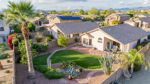 Exterior - 4309 E Tether Trl, Phoenix, AZ 85050 photo 3 of 18