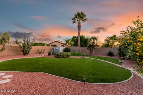 Exterior - 4309 E Tether Trl, Phoenix, AZ 85050 photo 17 of 18
