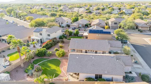 View/Area - 4309 E Tether Trl, Phoenix, AZ 85050 photo 10 of 11