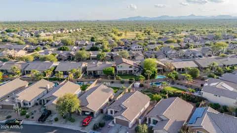 View/Area - 4309 E Tether Trl, Phoenix, AZ 85050 photo 6 of 11