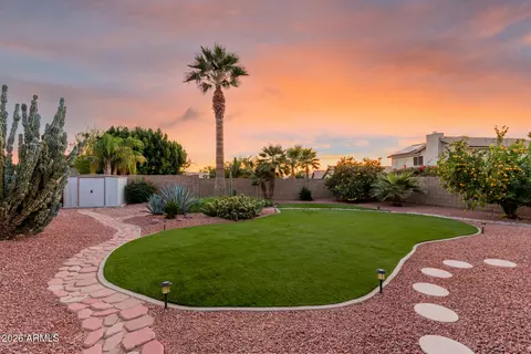 Exterior - 4309 E Tether Trl, Phoenix, AZ 85050 photo 4 of 18