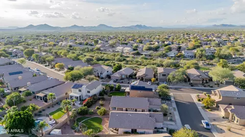 View/Area - 4309 E Tether Trl, Phoenix, AZ 85050 photo 3 of 11