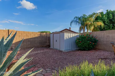 Exterior - 4309 E Tether Trl, Phoenix, AZ 85050 photo 11 of 18