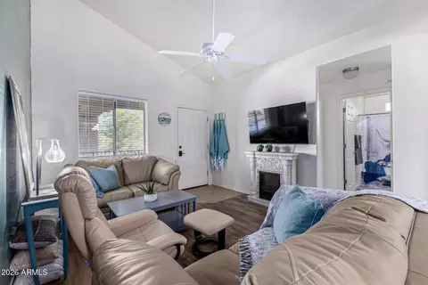 Living - 537 S Delaware Dr #221, Apache Junction, AZ 85120 photo 2 of 3