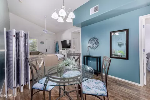 Dining - 537 S Delaware Dr #221, Apache Junction, AZ 85120 photo 2 of 2