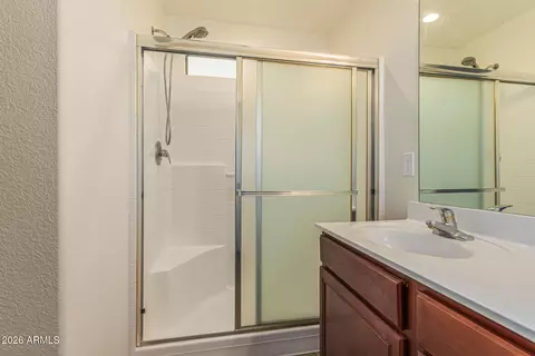 Bath - 2101 S Meridian Rd #428, Apache Junction, AZ 85120 photo 2 of 4