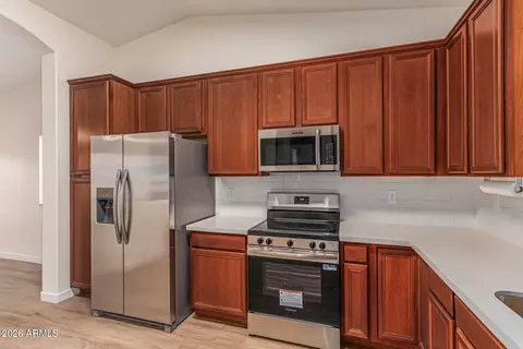 Kitchen - 2101 S Meridian Rd #428, Apache Junction, AZ 85120 photo 2 of 3