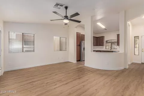 Living - 2101 S Meridian Rd #428, Apache Junction, AZ 85120 photo 4 of 6