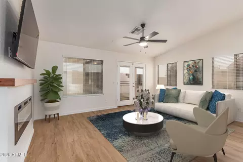Living - 2101 S Meridian Rd #428, Apache Junction, AZ 85120 photo 3 of 6