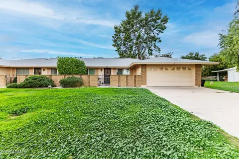 15004 N Boswell Blvd, Sun City, AZ 85351