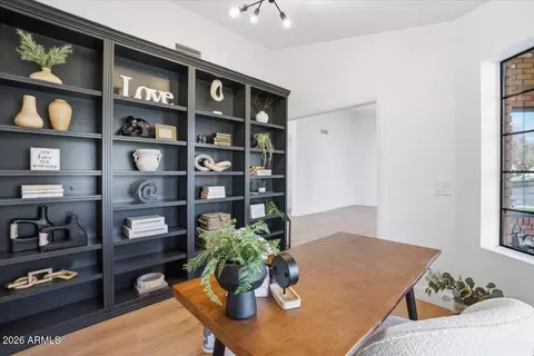 501 E Melody Ln, Gilbert, AZ 85234 photo 9