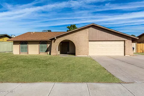 2540 W Roveen Ave, Phoenix, AZ 85029