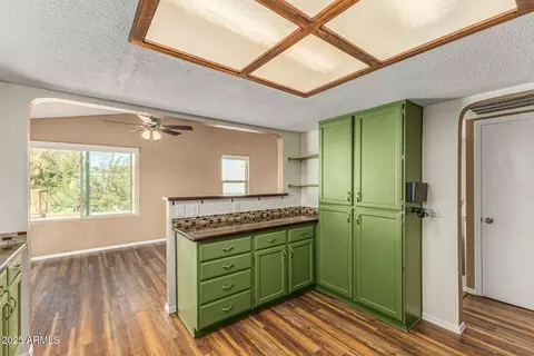 736 N Regent --, Mesa, AZ 85205 photo 13