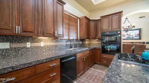 Kitchen - 7841 E Mcdowell Rd E, Mesa, AZ 85207 photo 2 of 5