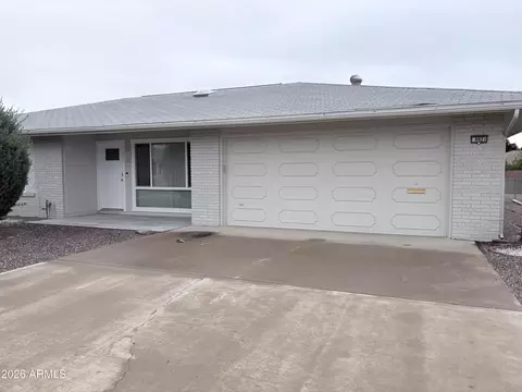 9921 W Oak Ridge Dr, Sun City, AZ 85351