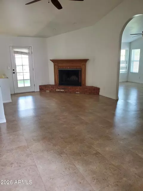 Living - 1146 E Jensen St, Mesa, AZ 85203 photo 4 of 7