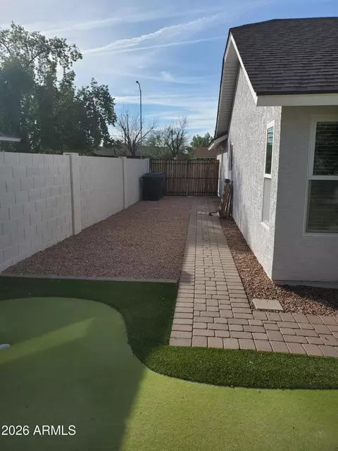 Exterior - 1146 E Jensen St, Mesa, AZ 85203 photo 3 of 7