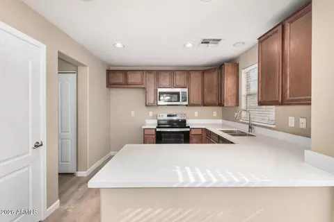1784 S Seton Ave, Gilbert, AZ 85295 photo 3