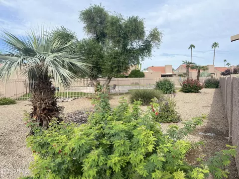 Exterior - 4011 E Charter Oak Rd, Phoenix, AZ 85032 photo 11 of 14