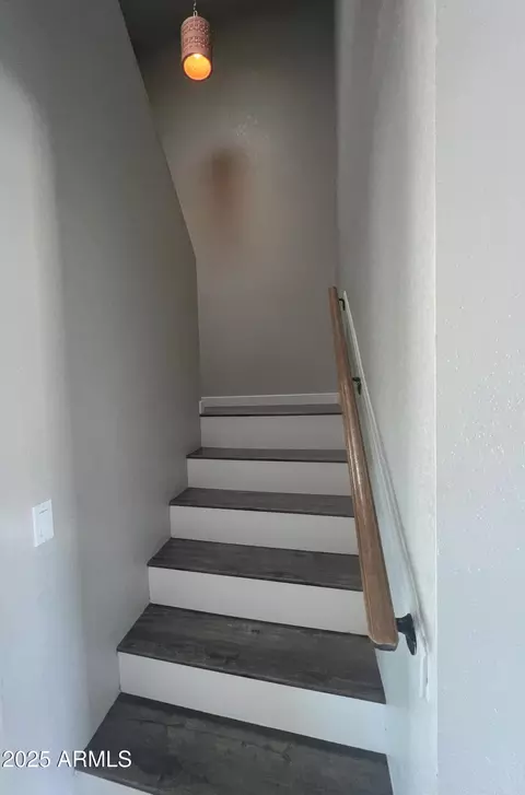 Entry Way - 4011 E Charter Oak Rd, Phoenix, AZ 85032 photo 1 of 1