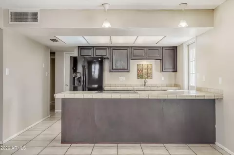 921 E Campus Dr, Tempe, AZ 85282 photo 16