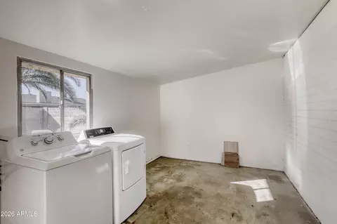 921 E Campus Dr, Tempe, AZ 85282 photo 22