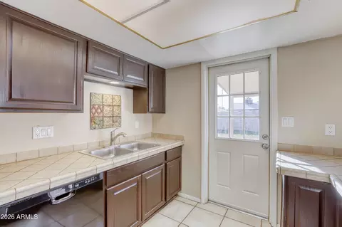 921 E Campus Dr, Tempe, AZ 85282 photo 20