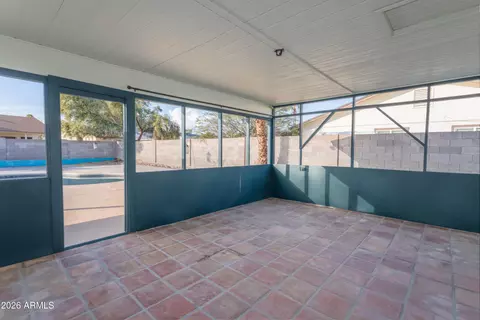 Exterior - 12128 S Eagleman Dr, Phoenix, AZ 85044 photo 2 of 8