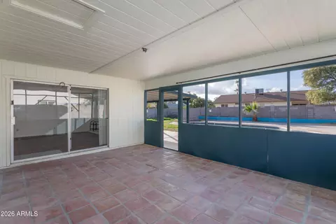 Exterior - 12128 S Eagleman Dr, Phoenix, AZ 85044 photo 3 of 8