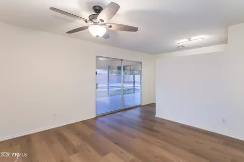 Living - 12128 S Eagleman Dr, Phoenix, AZ 85044 photo 2 of 7