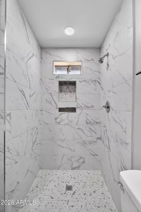 Bath - 665 S Silver Dr, Apache Junction, AZ 85120 photo 3 of 5