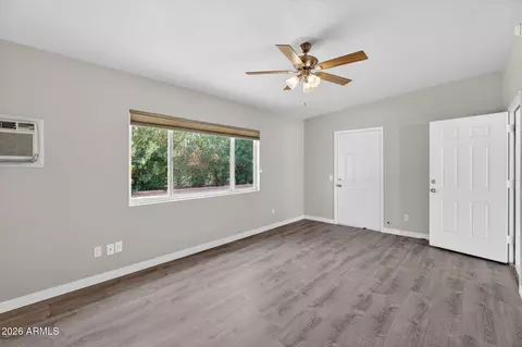 Living - 665 S Silver Dr, Apache Junction, AZ 85120 photo 2 of 6