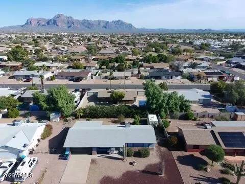 665 S Silver Dr, Apache Junction, AZ 85120