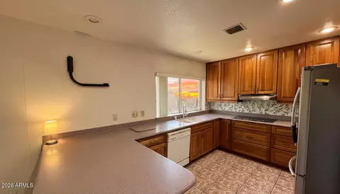 Kitchen - 3951 W Aster Dr, Phoenix, AZ 85029 photo 2 of 2