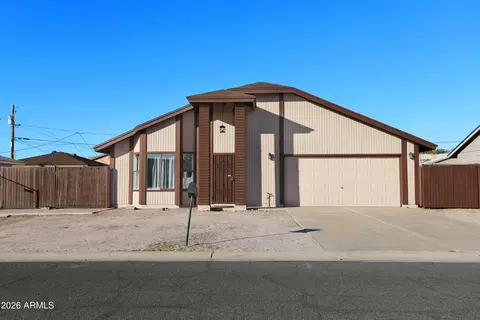 762 W 17th Ave, Apache Junction, AZ 85120