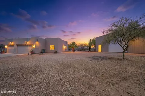 25617 W Quails Nest Ln, Wittmann, AZ 85361