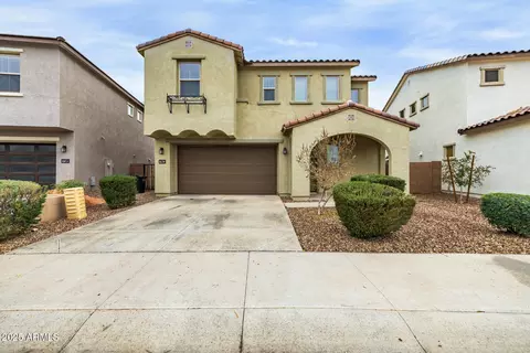 740 N Blackbird Dr, Gilbert, AZ 85234