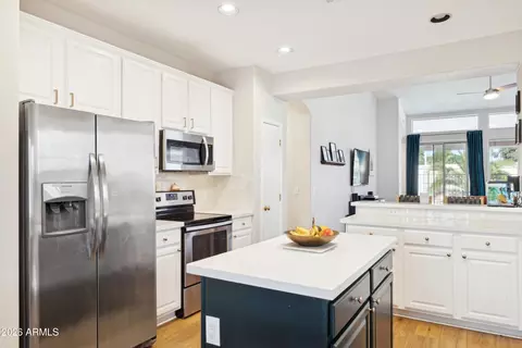 1594 E Megan St, Chandler, AZ 85225