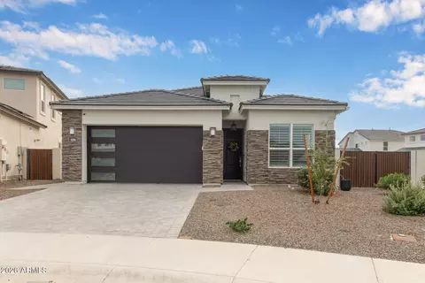 10203 W Lone Cactus Dr, Peoria, AZ 85382