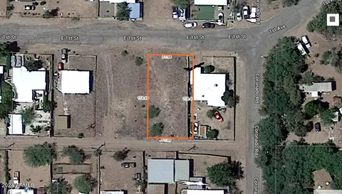 116 E 1st St #2, Mammoth, AZ 85618