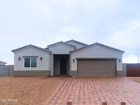 8741 W Altos Dr, Arizona City, AZ 85123