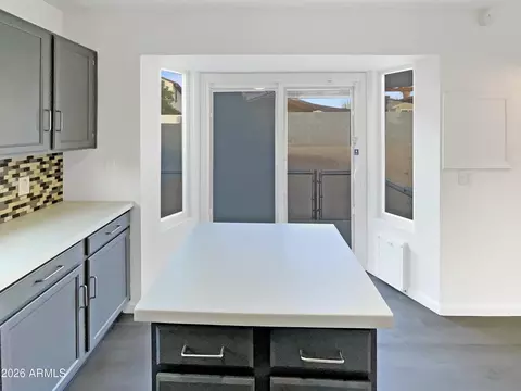 Kitchen - 908 E Wahalla Ln, Phoenix, AZ 85024 photo 3 of 3