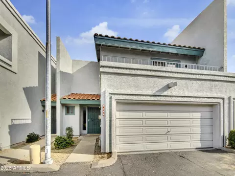 8605 N 67th Ln, Peoria, AZ 85345