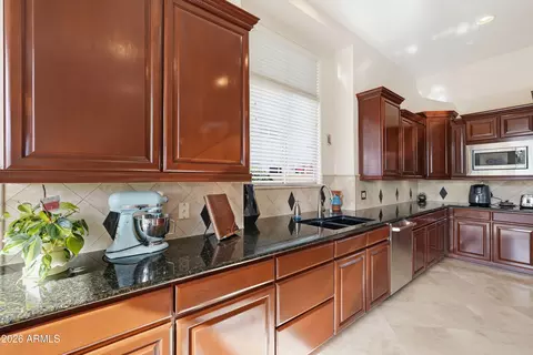 Kitchen - 3845 E Tracker Trl, Phoenix, AZ 85050 photo 6 of 6