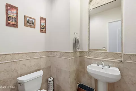 Bath - 3845 E Tracker Trl, Phoenix, AZ 85050 photo 6 of 6