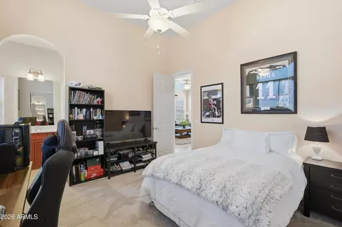 Bedroom - 3845 E Tracker Trl, Phoenix, AZ 85050 photo 4 of 7